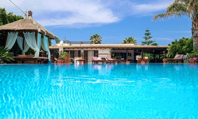 Solfarelli Villa | * RUMAH SAYA * Balinese house by the sea