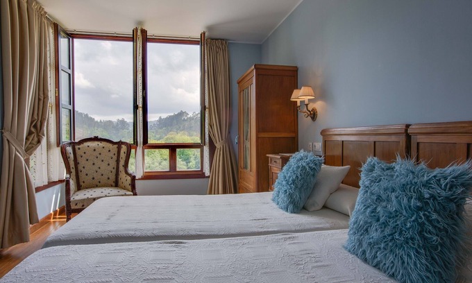 Villaviciosa Cottage | Rural apartment La Casona de la Roza for 5 people