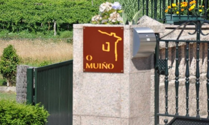 Poio Apartment | Rural Apartments Casa O Muiño - 2 bedroom apartment - 4 people (3)