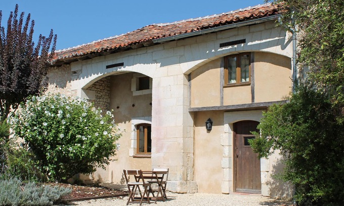 Nabinaud Apartment | Rural French Family Holiday Hamlet - Heated Pools, Golf, Tennis, Creche, 10 mins to beach!