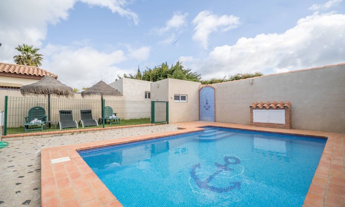 Conil de la Frontera House | Rural Home "La Ermita" with Pool, Terrace, Wi-Fi & Air Conditioning