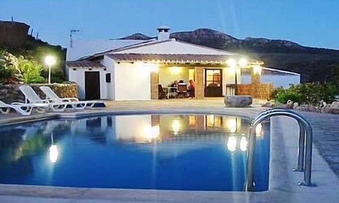 Montecorto Apartment | Rural house with pool in the hills