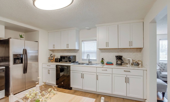 Bedford Cottage | Rural Retreat Near Golf Courses in Ottawa Lake!