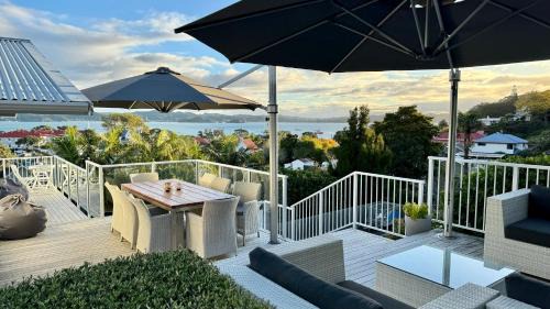Russell Apartment | Russell Penthouse