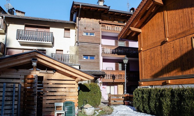 Moena Apartment | Rustic Apartment "Casa March 2" with Wi-Fi, Balcony, Garden & Mountain View