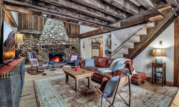 Great Valley House | Rustic Cabin, Wood Fireplace & Large Deck