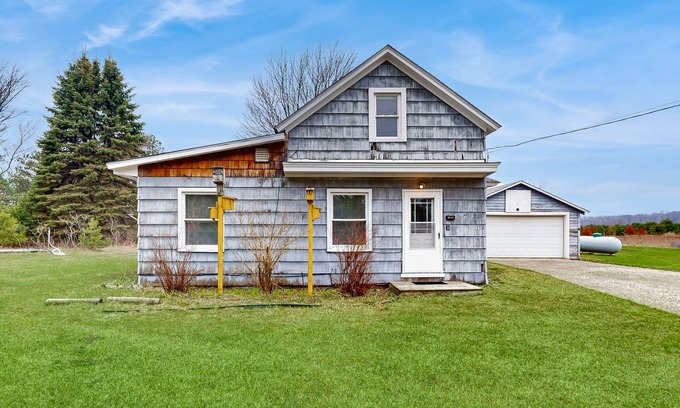 Bear Lake House | Rustic Farmhouse Getaway Near Bear Lake w/Large Yard, Picnic Tables, Near Town