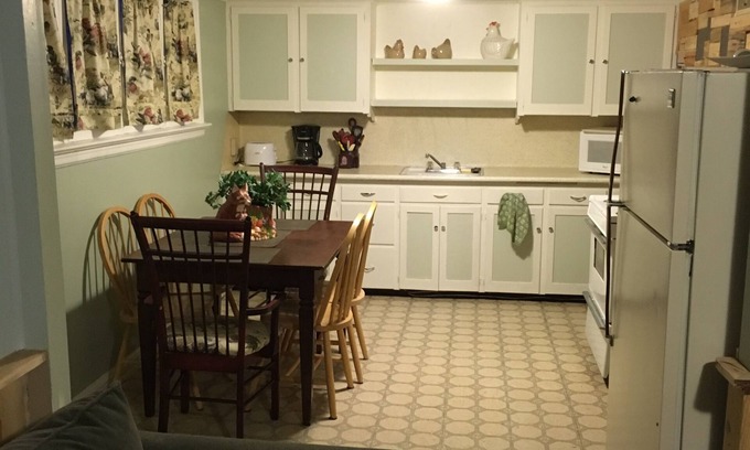 Idaho Falls Apartment | Rustic Hideaway -pets welcome, downtown-
