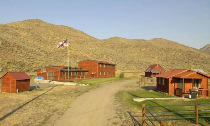 Blaine County Cottage | Rustic Ranch & Retreat property near Sun Valley. Perfect for large groups, fishing and hunting parties. Bring your toys! Close to Little Wood Reservoir, Craters of the Moon and Silver Creek Preserve.