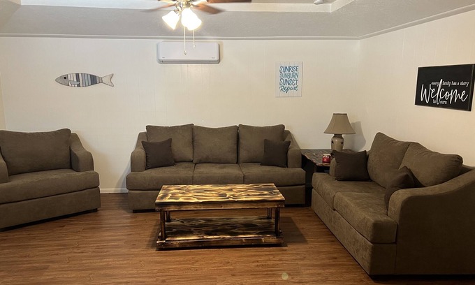 West Village Condo | Rustic Shaver Escape