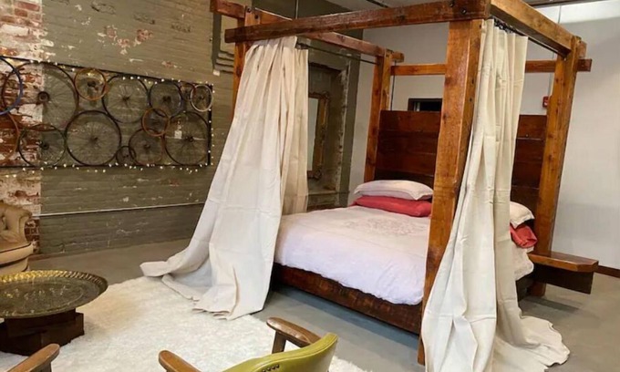 Pittsburgh Apartment | Rustico Loft, Reuse, Repurposed & Recycle