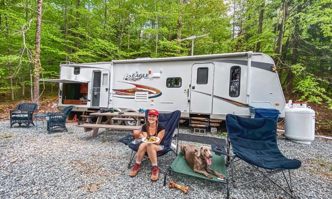 Roscoe Other | Rv adventure Roscoe Pet friendly