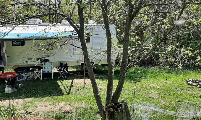 Town of Burns House | RV on Farmstead with Private Spring Fed Pond