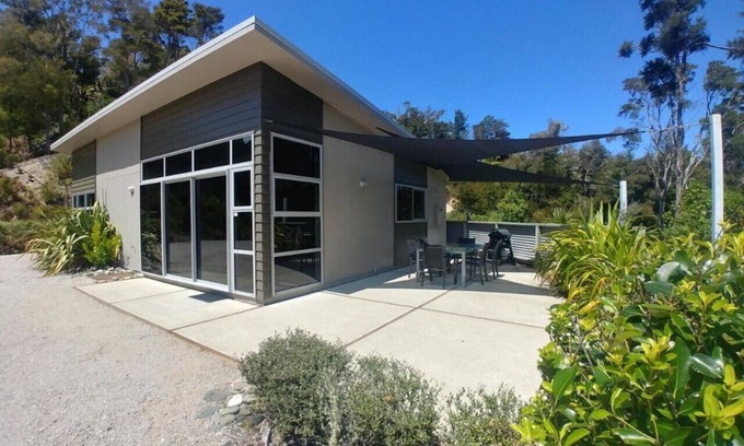 Kaiteriteri House | Ryder Ridge Holiday Home