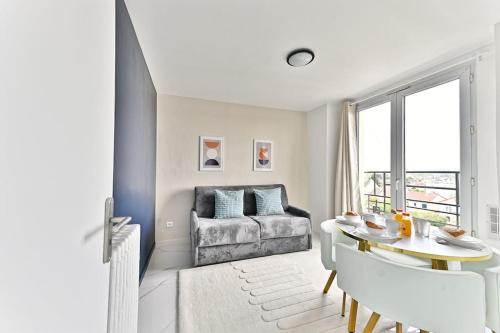Gagny Apartment | Séjour Authentique près de Paris à Gagny - II