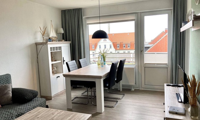 Wangerooge Apartment | Südbalkon mit Blick Über den Osten der Insel