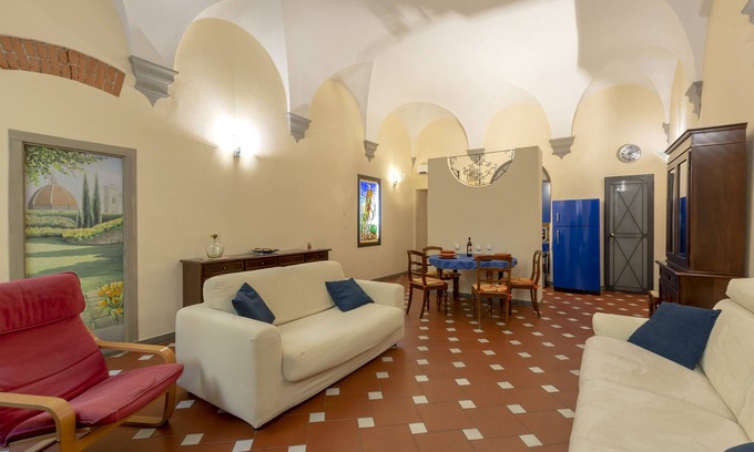 Sant' Ambrogio Apartment | S. Croce Apartment Historic Center Air Conditioning Wi-fi Duomo Florence