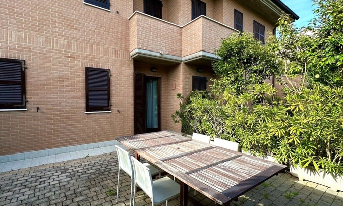 Sirolo Apartment | S336 - Sirolo, three-room apartment with garden