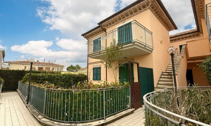 Sirolo Apartment | S346 – Sirolo, three-room apartment in a residential area