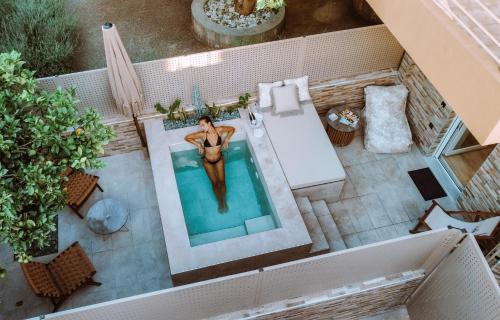 Preveza House | Sabbia Mini Pool Suites
