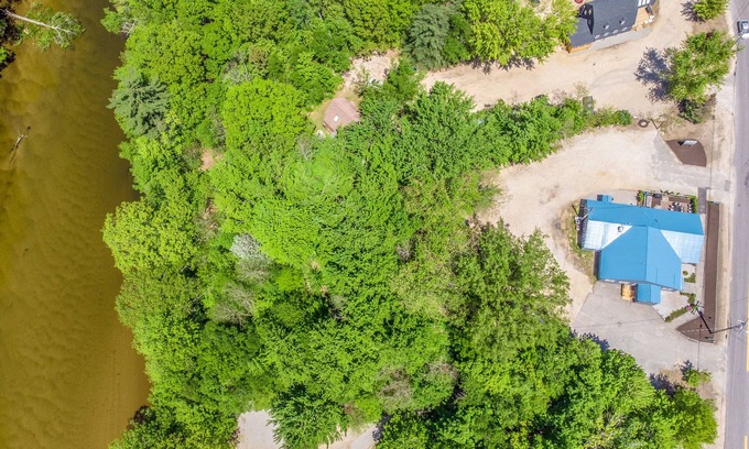 North Conway House | Saco River, Large Bar, Arcade/Game Room, Hot Tub