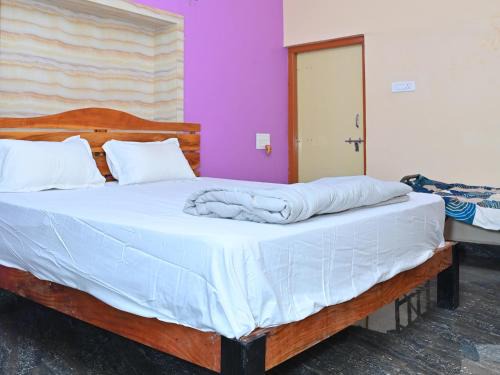 Kamalapur House | Saddharma Homestay Hampi