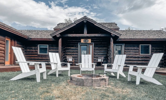 Cody Cabin | Saddlestring Ranch Cabins, Entire Property!
