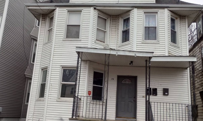 Ampere Apartment | Safe clean stays in New Jersey