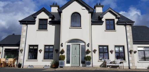 Dundalk Bed & Breakfast | Safe Haven - Luxury Family Accommodation