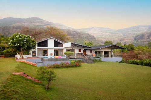Karjat Villa | SaffronStays Sanvina Farm, Karjat