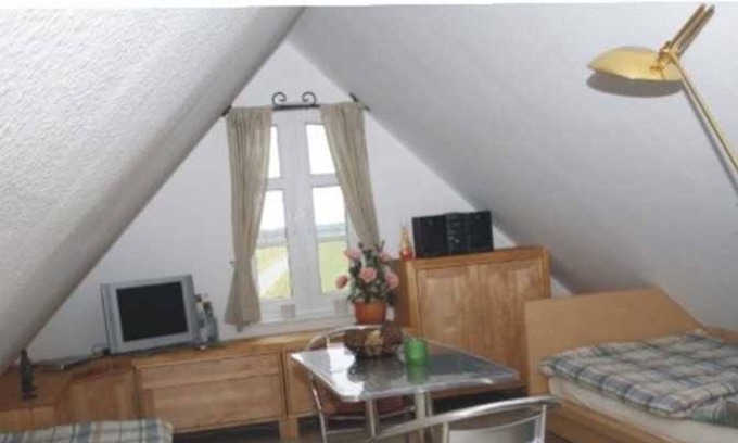 Liepe Apartment | Sahnekammer - Alte Molkerei vacation apartment complex