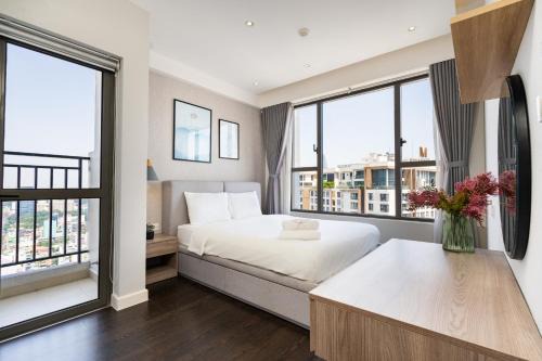 Bach Dang Riverside Apartment | SaigonRise CDB-Apartment free Pool and Sim 4G
