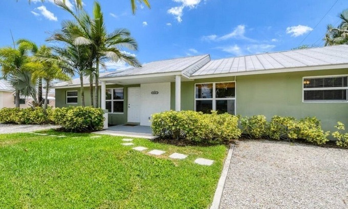 Stuart House | Sailfish Beach House