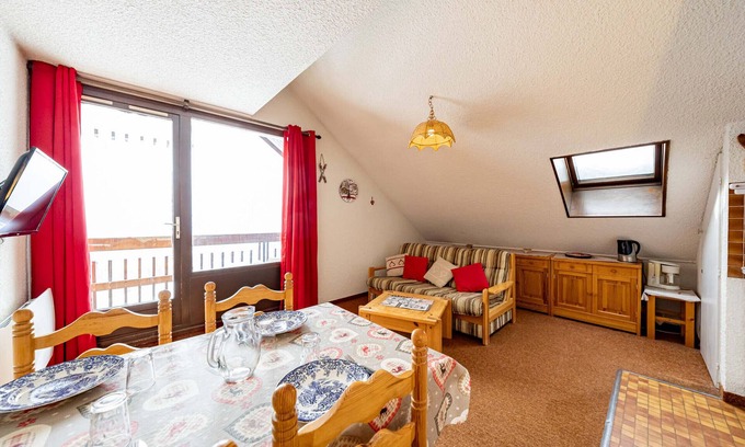 Saint-Francois-Longchamp Apartment | Saint-François-Longchamp: 1BR+Alcove, balcony, 6 ppl, near center