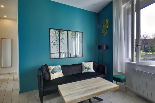 Charmettes - Bellecombe Apartment | Saint Genevieve Chic