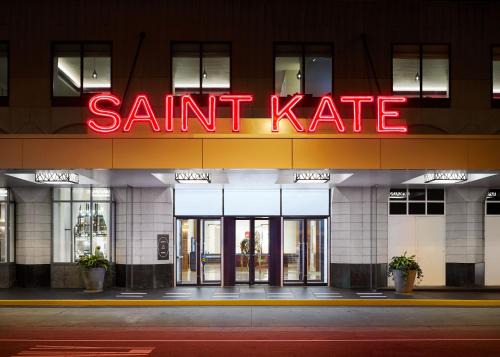 East Town Hotel | Saint Kate - The Arts Hotel