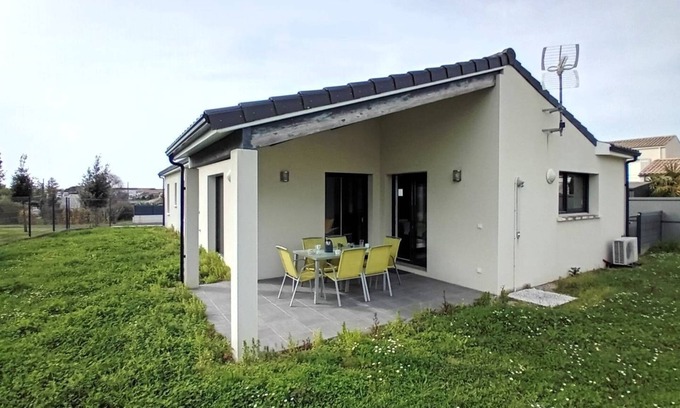 Saint-Palais-sur-Mer House | Saint Palais sur Mer - RECENT HOUSE with all COMFORTS - WIFI - in a quiet area