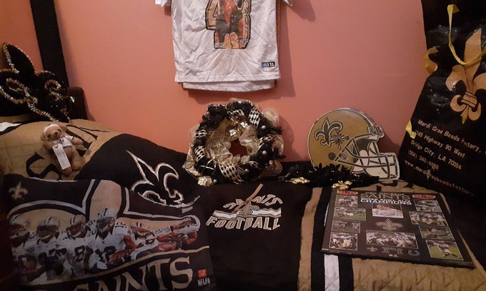 Leonidas Apartment | Saints Fan Extravaganza
