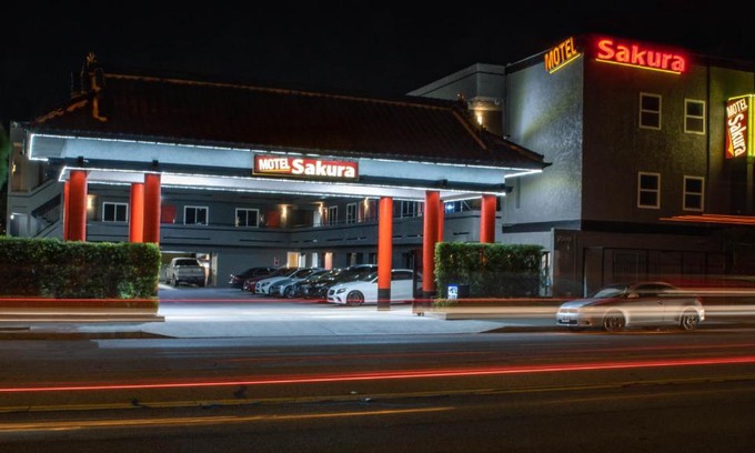 Somerset Hotel | Sakura Inn