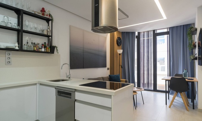 Las Palmas de Gran Canaria Apartment | Salitre Beach Home By CanariasGetaway