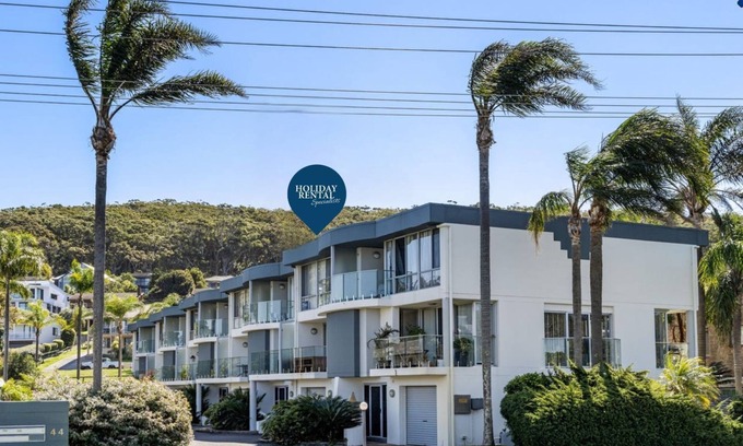 Fingal Bay House | Salt Air at Fingal Bay