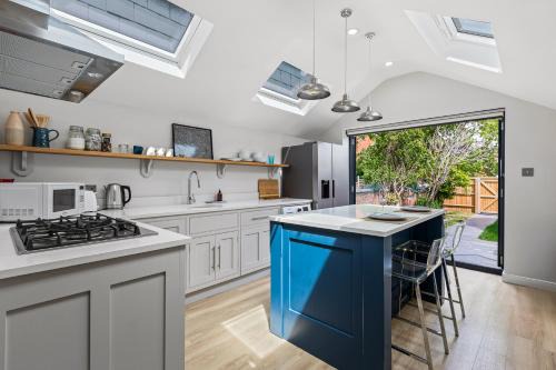 Henley House | Salt House