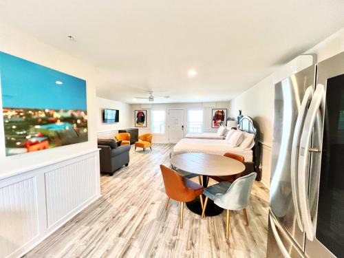 Surf City House | Saltwater 102 1st Floor Low Tide ADA