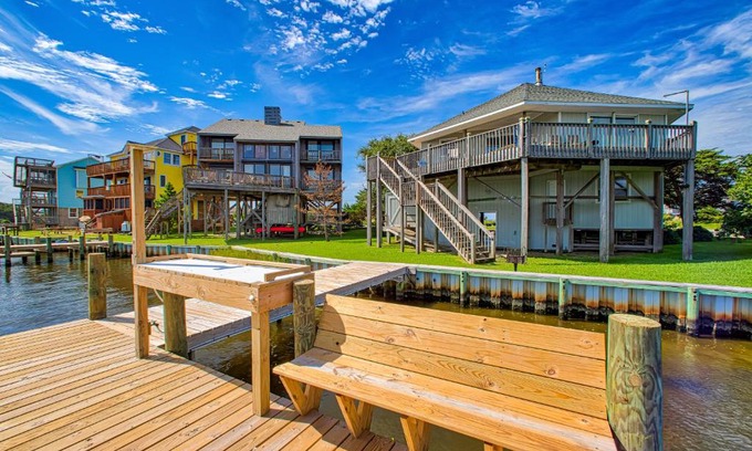 Brigands' Bay House | Salty T 77