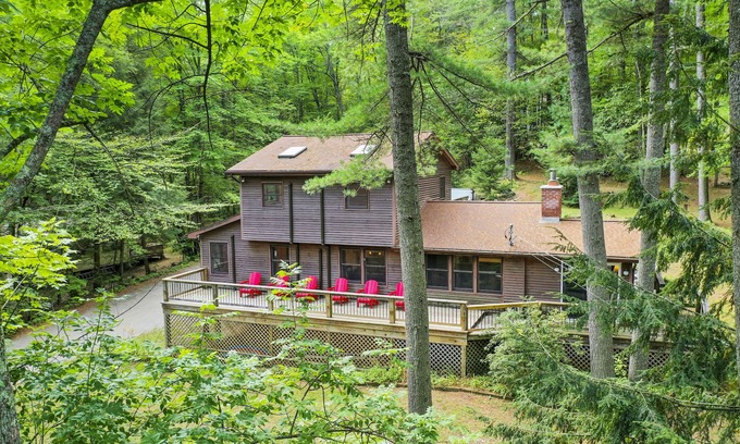 Chester Shores House | Same local favorite, an even better nightly rate, and now with NO CLEANING FEE!