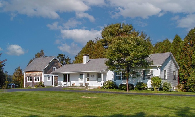 Trevett House | Samoset Cottage - 3 BR Water View Home, Boothbay Harbor