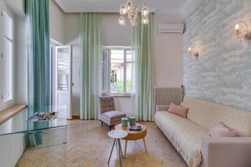 Nea Chora House | Samouil Apartment steps from the beach