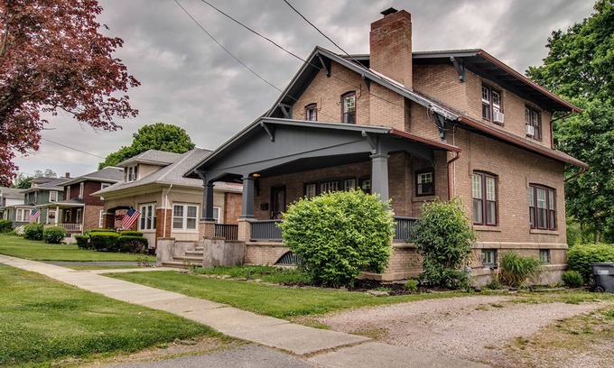 Penn Yan House | Sampson House: historic town house on Main St, walking distance to shops