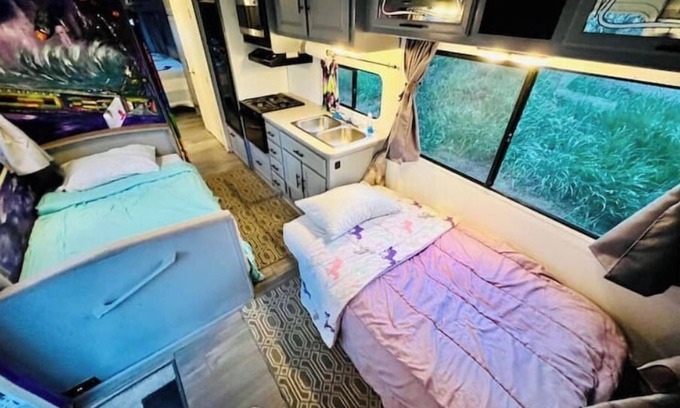 Lakeside House | San Diego RV Down Town 20 Minutes Sea World 25 Min