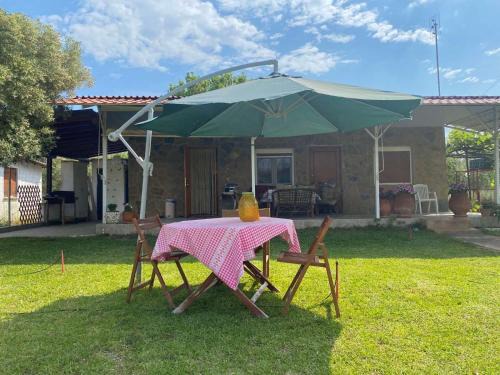 Nea Propontida House | San Mamas Seaside Cottage-House, Large Garden and Caravan